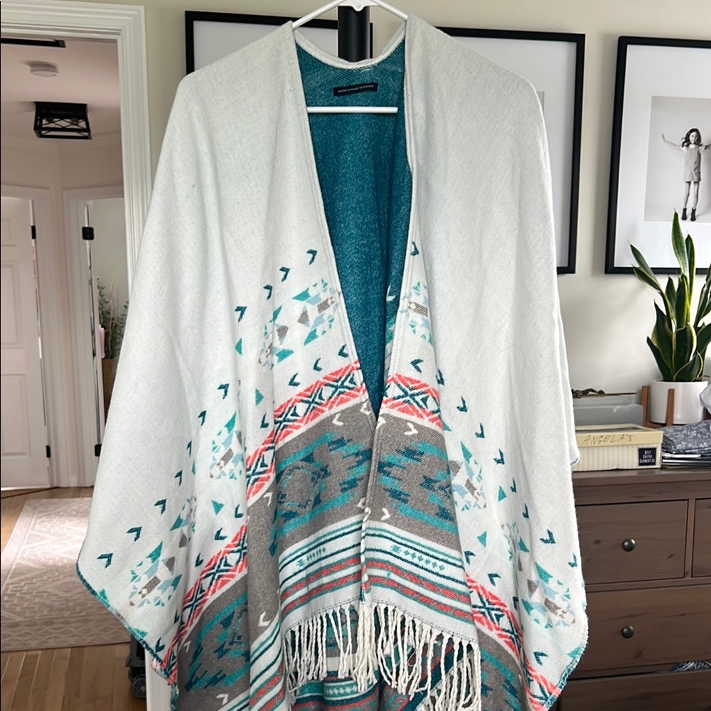 American Eagle Outfitters Multicolor Cape